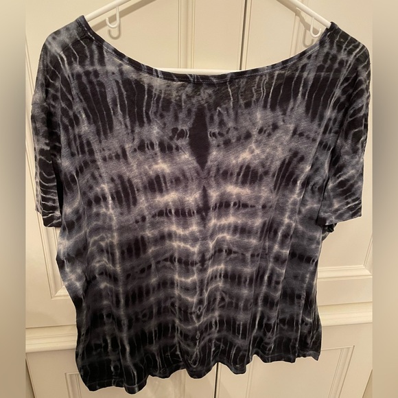 Linen tee by Gypsy - Picture 2 of 2